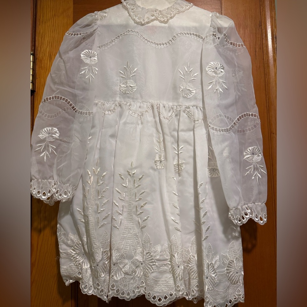 Vintage Elegant White  Dress